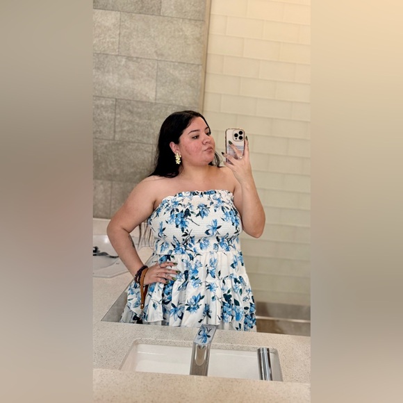 SHEIN | 2XL | Blue and White Strapless Floral - Double - layer cake Dress | - Picture 12 of 13